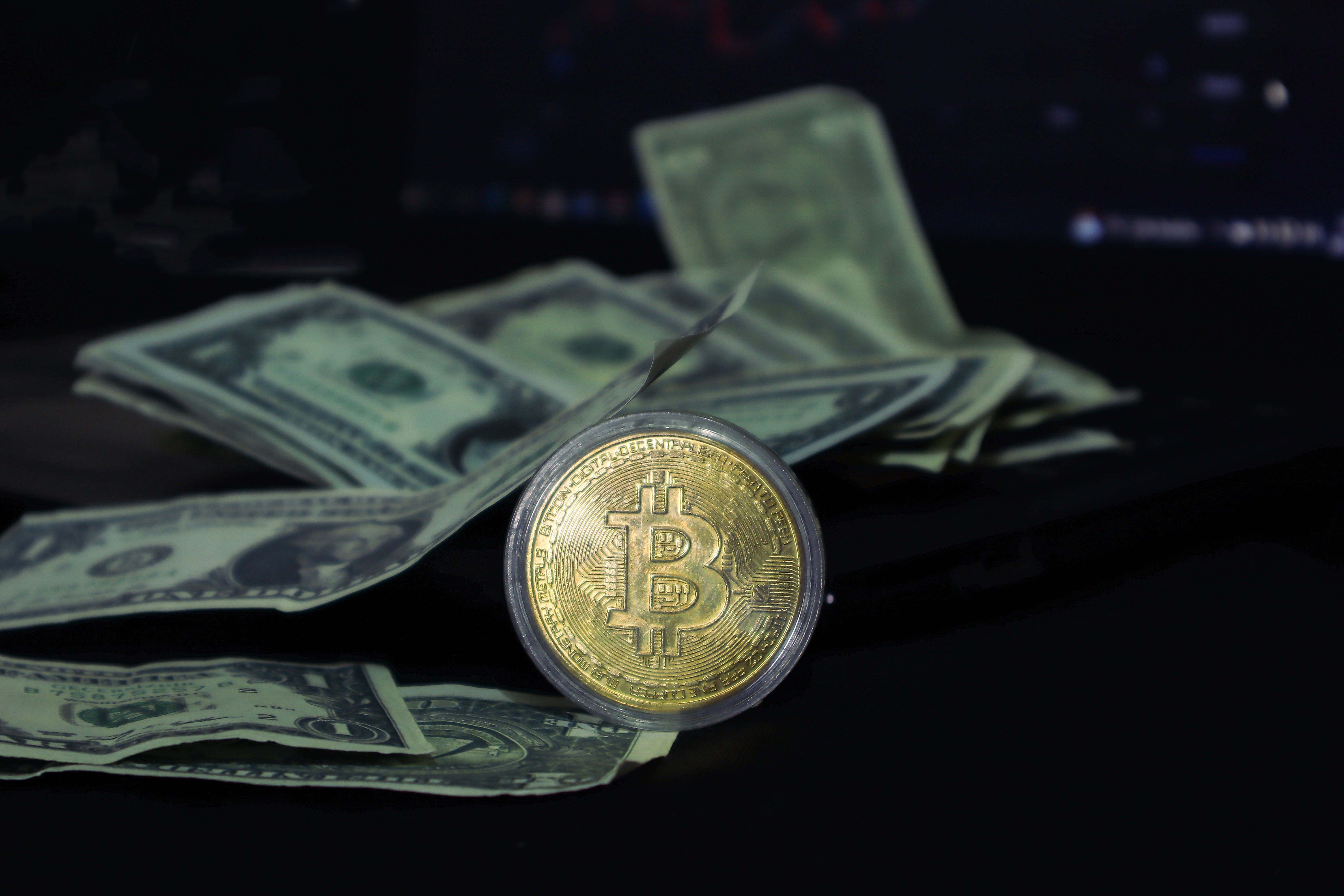 Hyperliquid Whale Holds $38M Bitcoin Short; Market Impact Debated
