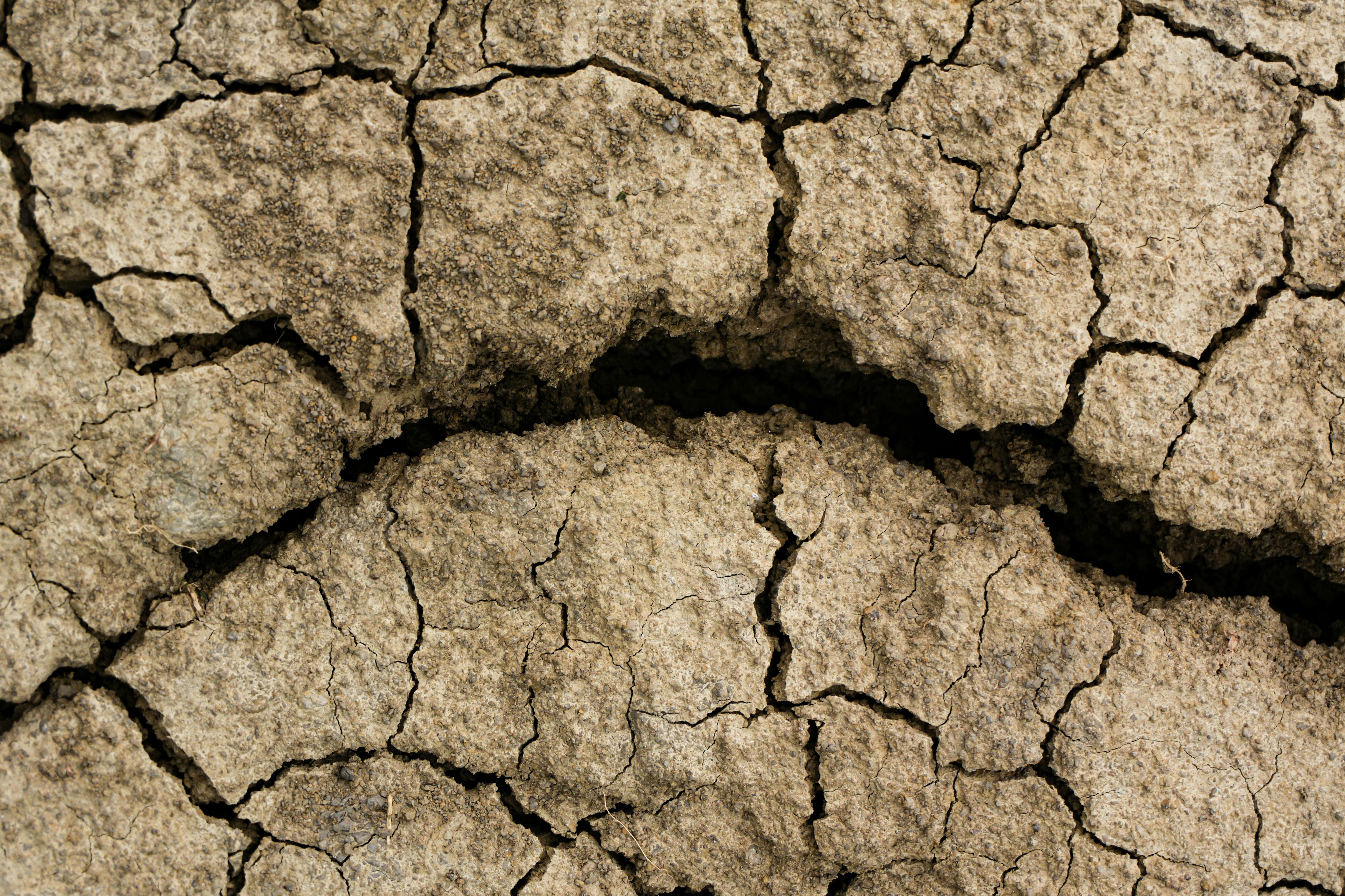 SoCal Chemical Tank Crack: Disaster Averted, or Commodity Play?